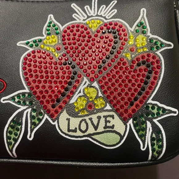 Ed Hardy Nova black crossbody bag with Red Hearts Design and embellishments BNWT - Picture 2 of 8